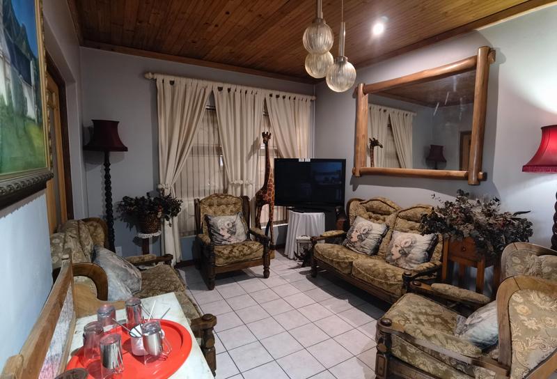7 Bedroom Property for Sale in Richmond Estate Western Cape